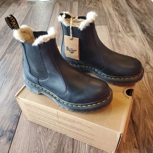 Dr Martens Leonore Boots